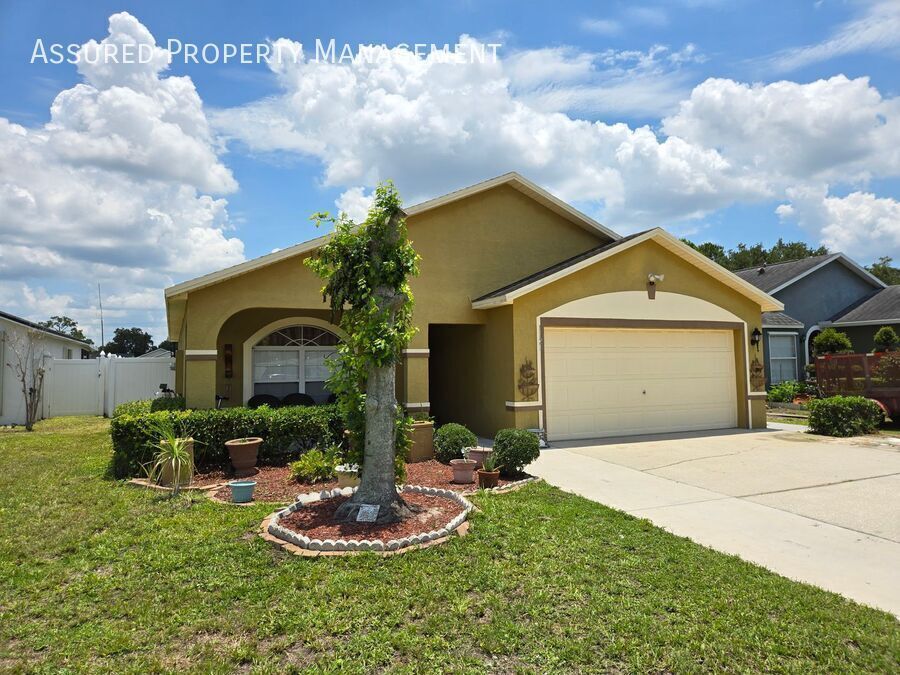 Photo - 1121 Great Shady Ln