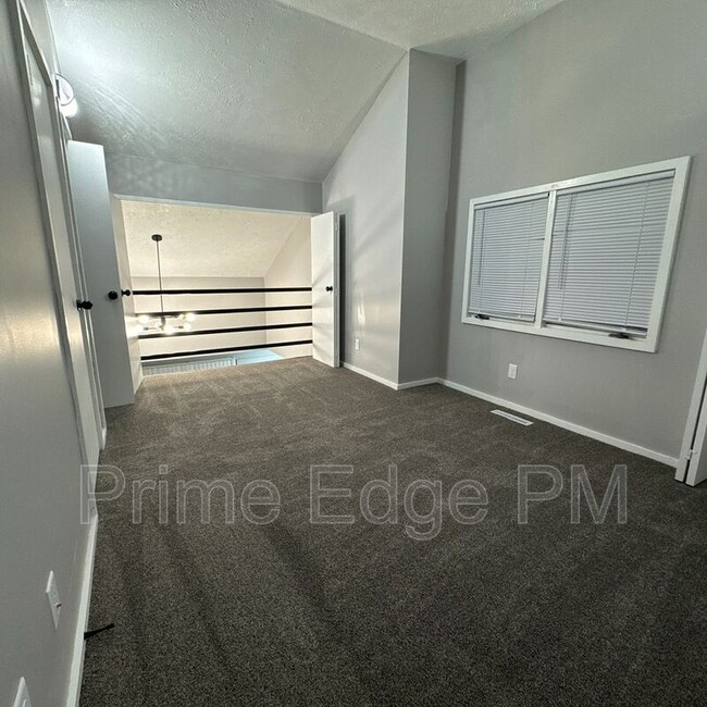 Photo - 1801 Ridgehaven Ct