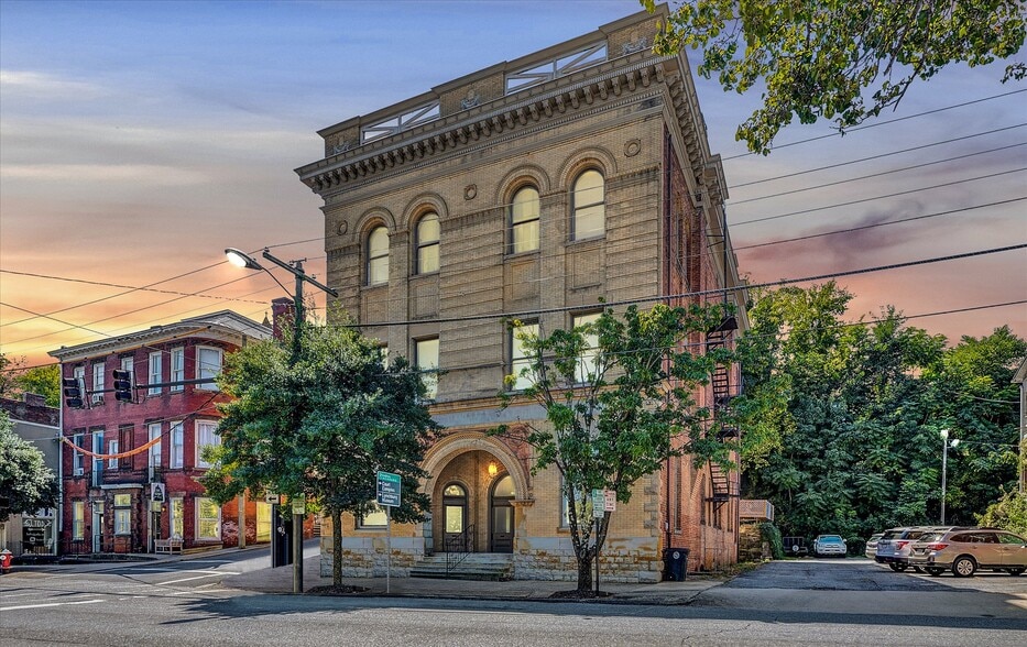 Building Photo
