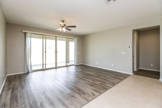 Photo - 4404 W Federal Way