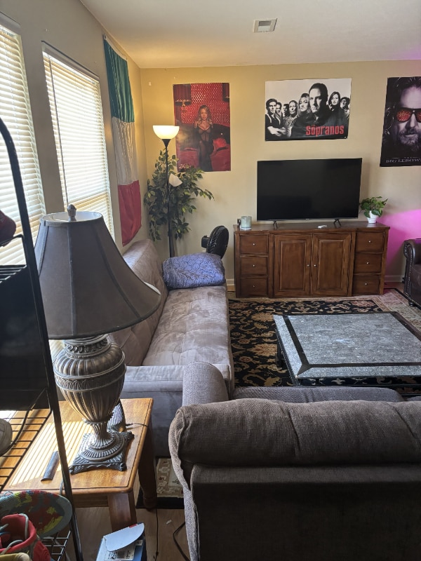 Photo - 1527 Whitehall Blvd