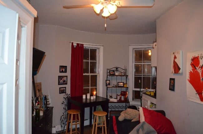 Building Photo - 28 S Huntington Ave Unit 301