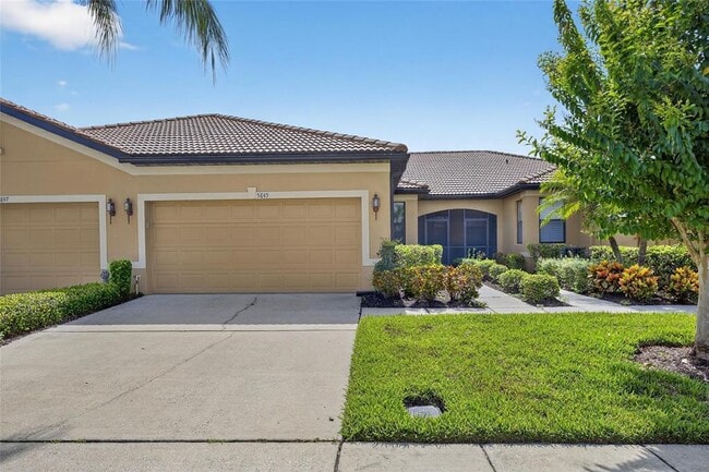 Building Photo - 5845 Sunset Falls Dr Rental
