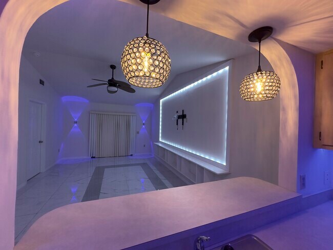 Photo - 4209 SW Santa Barbara Pl Unit 1