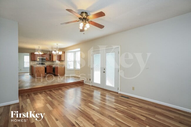 Photo - 13720 Wyandotte Pl