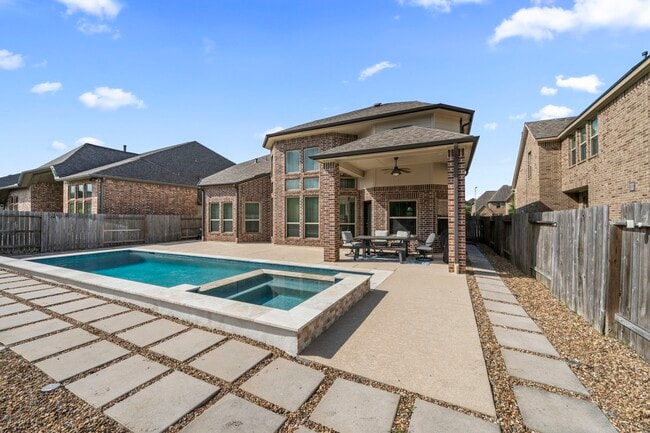 Photo - 3938 Avalon Ridge Dr