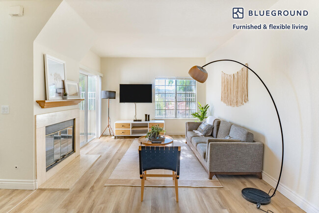 Photo - 624 Indian Oak Ln