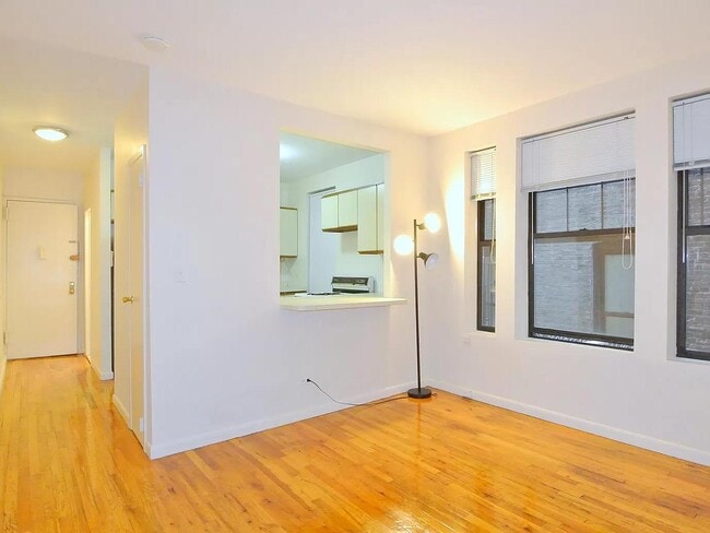 Photo - 3117 Broadway Unit 26