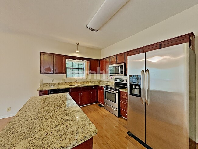 Photo - 924 Colo Cove