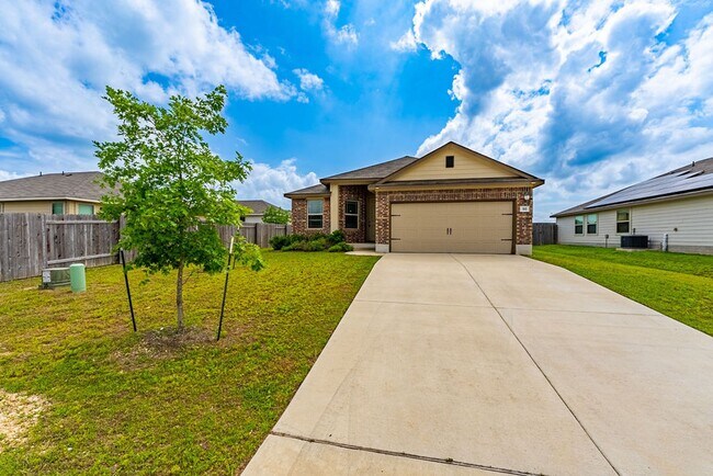 Photo - Experience Luxury Living: Perfect Blend of Comfort & Style in Your Dream Home! Schedule Viewing Now!