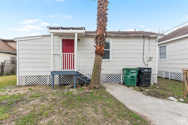 Building Photo - 7307 Avenue H Unit A Rental