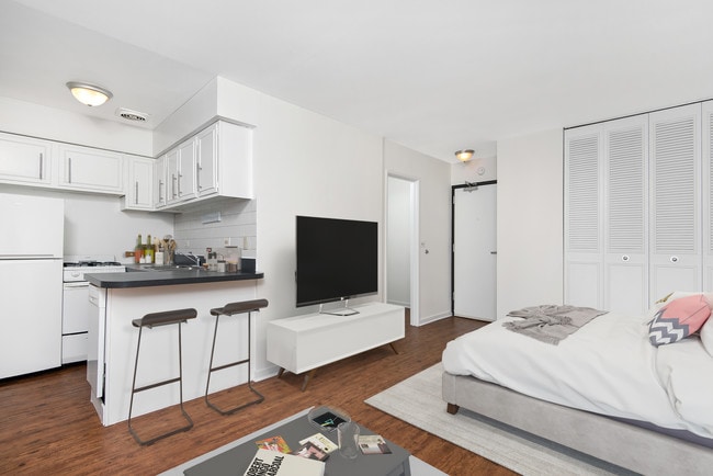 Photo - 2630 N. Hampden