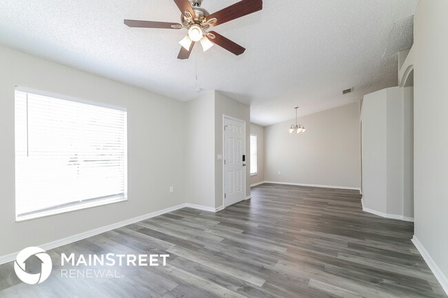 Photo - 1615 Pilchard Ct