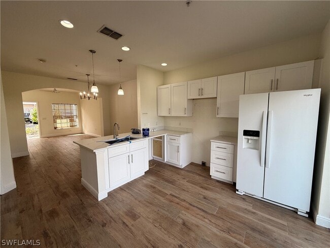 Photo - 3255 Tamara Dr Unidad 16