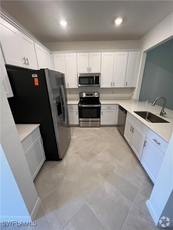 Building Photo - 2827 Blossom Wy Rental
