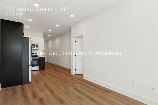 Photo - 193 Bridge St Unidad 302