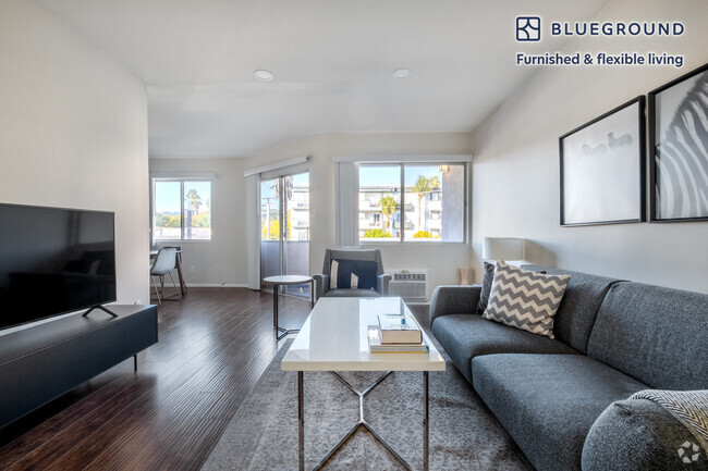 Building Photo - 311 S Doheny Dr Unit FL3-ID379 Rental