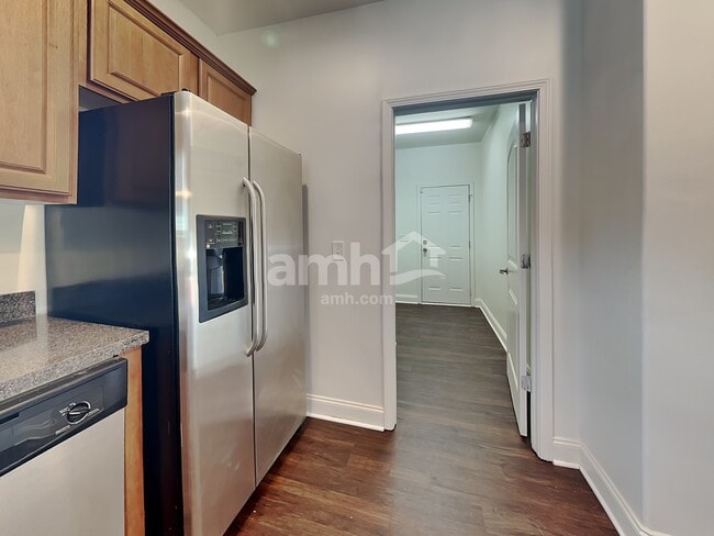 Photo - 439 W Rustling Leaves Ln