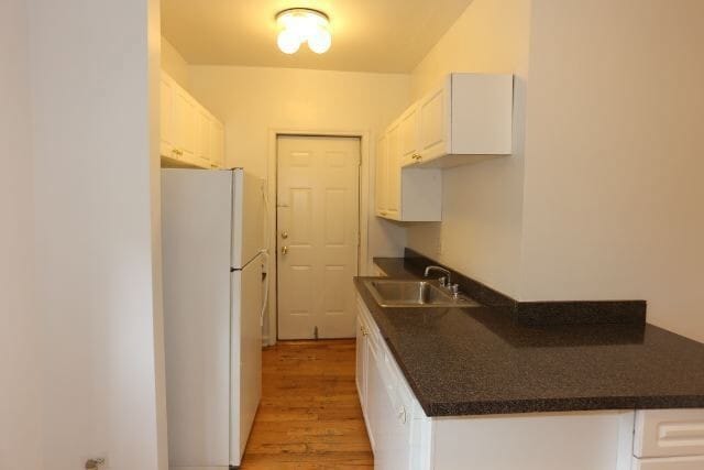 Photo - 3723 N Pine Grv Unit E2
