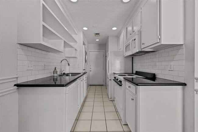 Photo - 2816 Wichita St Unit 3