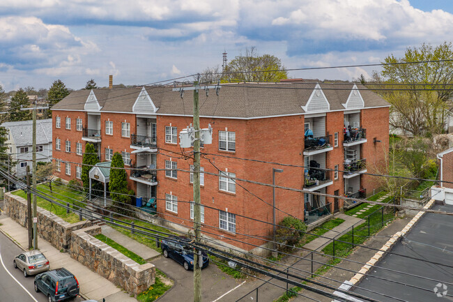 501 W Main St Stamford, CT 06902 - 501 W Main St Apartments