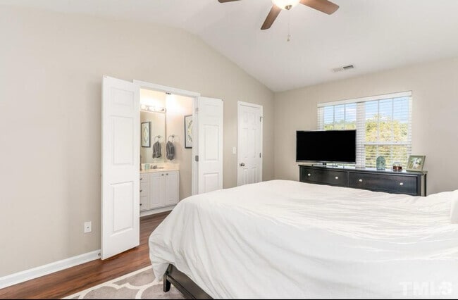 Building Photo - 5924 Osprey Cove Dr Rental