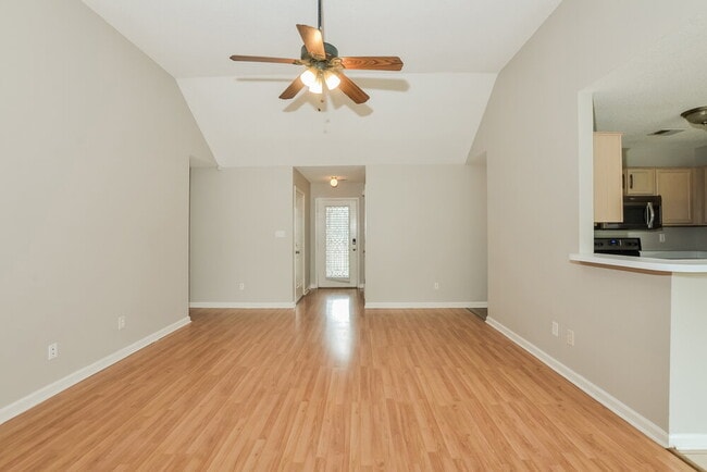 Photo - 6967 Naples Dr