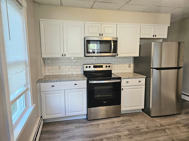 Fully remodeled kitchen - 226 S Illinois Ave Rental