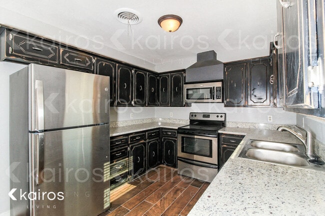 Photo - 8202 Laredo Trail