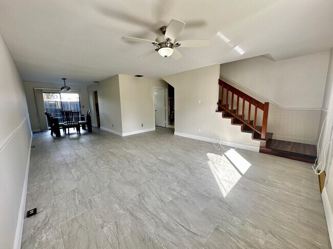 Photo - 5704 Channel Dr