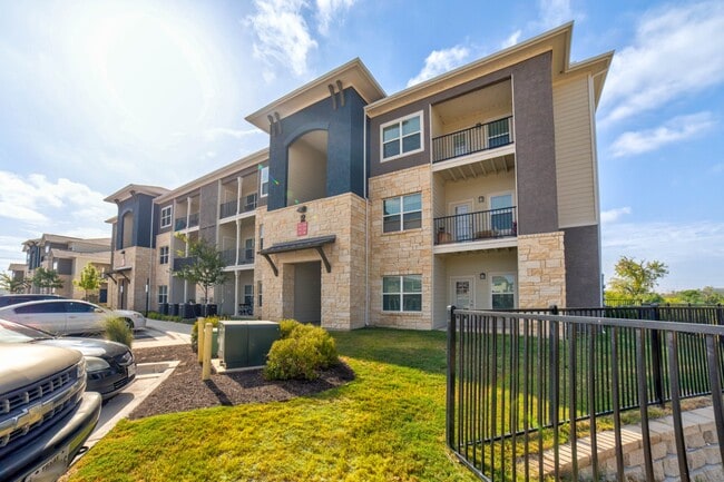 Building Photo - Residences of Stillwater