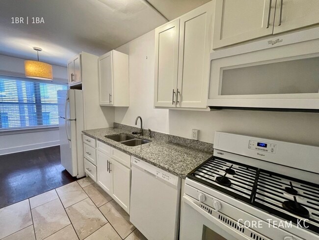710 W 48th St Unidad 204