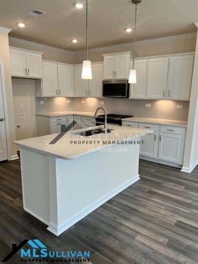 Photo - 315 Villanova Dr