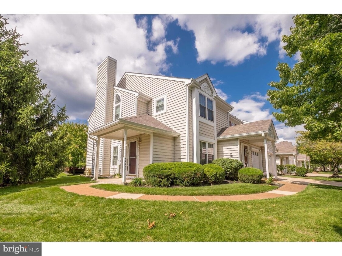 Photo - 6001A Normandy Dr (Mount Laurel, NJ)