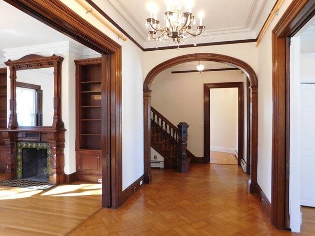 682 Rock St Unit 1
