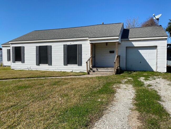 Front of your home. - 816 1st St