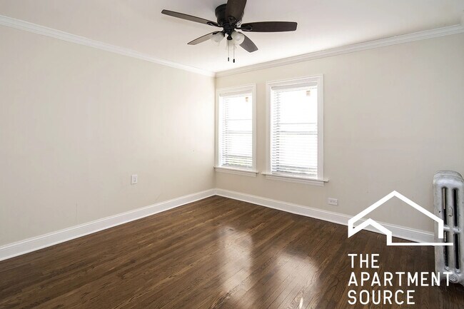 Photo - 2537 N Seminary Ave Unit 2S