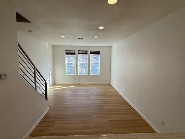 Photo - 3-Bedroom Townhome in Central Richmond Near Richmond BART Station