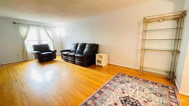 Photo - 4702 Hana Rd