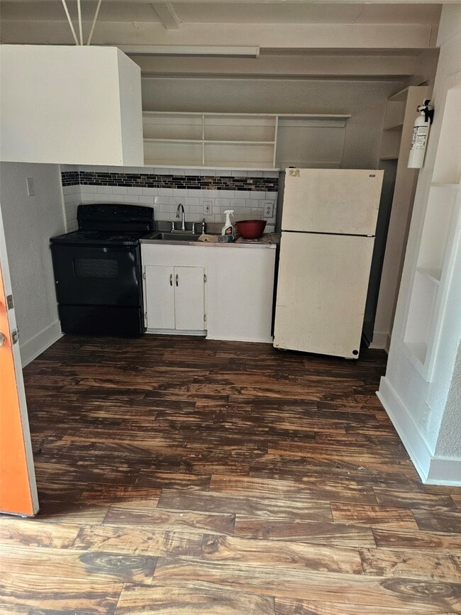 Photo - 1513 Lazy Ln