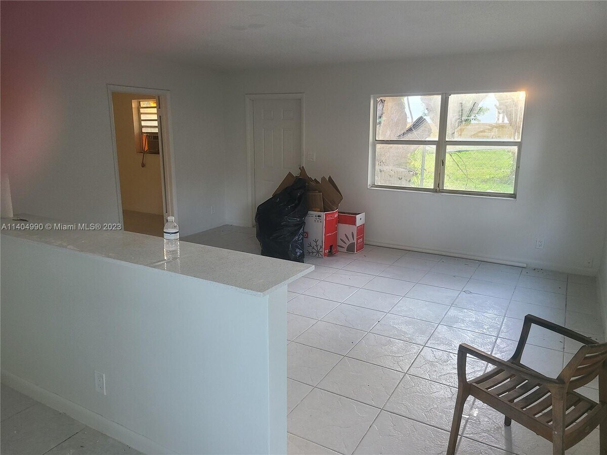 Photo - 820 SW 29th St Unit C