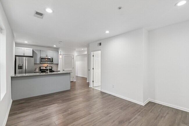 Photo - 2227 E Cumberland St Unit 2