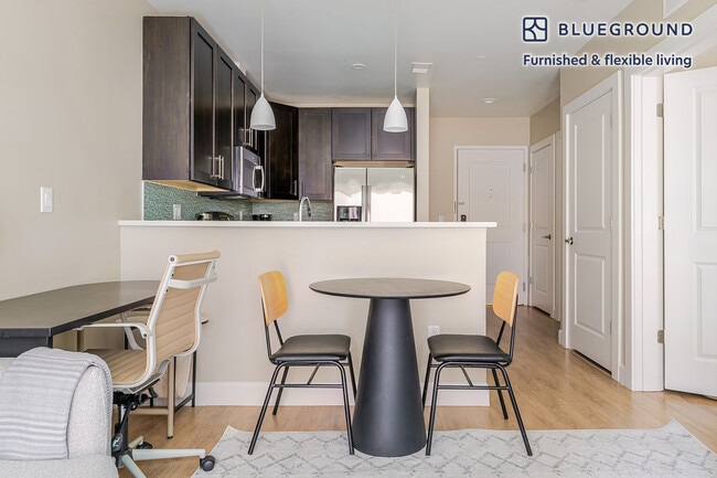 Photo - 33 Rogers St Unidad FL4-ID1066