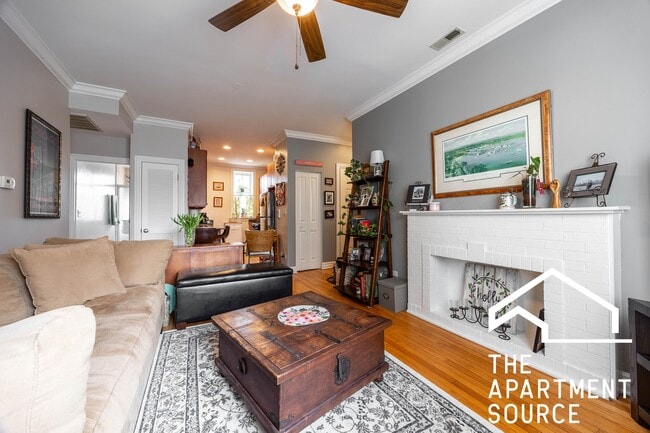 Photo - 1430 W Lunt Ave Unit 2W