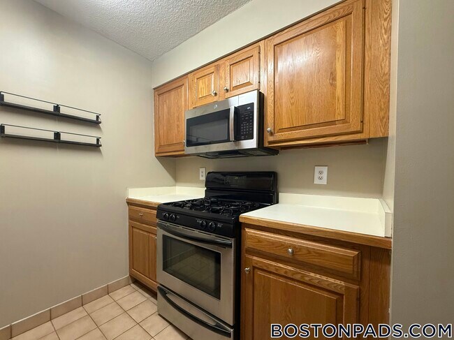 Photo - 147 Kelton St Unit 715