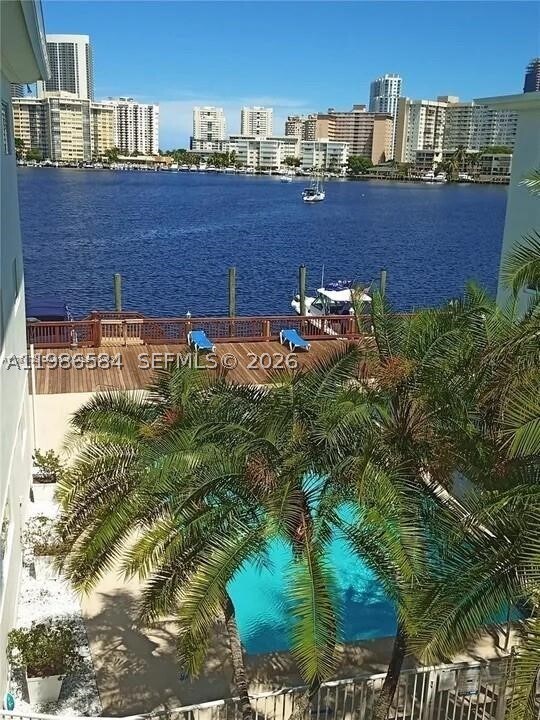 Photo - 462 Golden Isles Dr Unit 202
