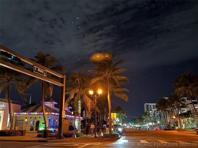 Photo - 1010 NE 8th Ave