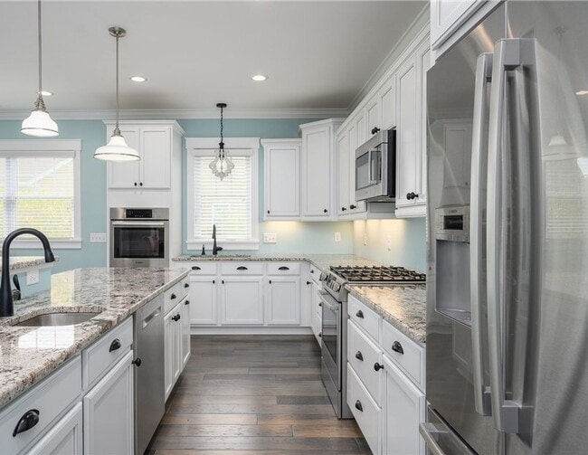 Photo - HILTON HEAD LAKES