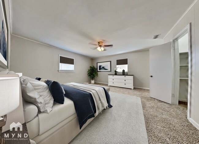 Photo - 108 N Avenue V