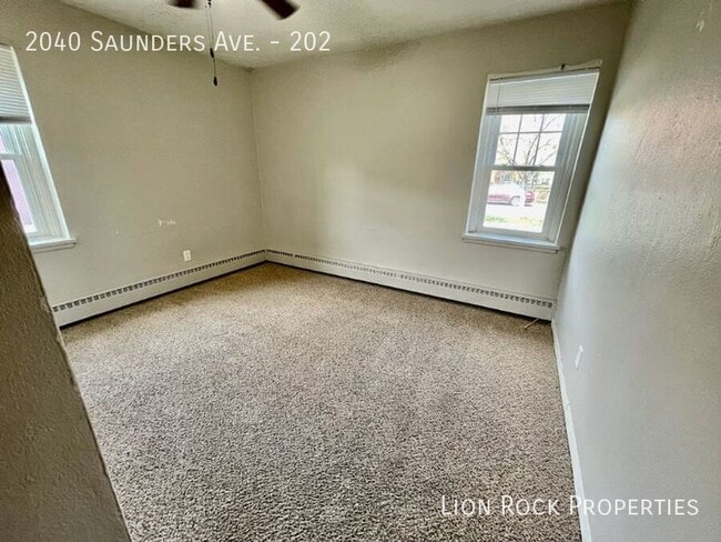 Photo - 2040 W Saunders Ave Unidad 202